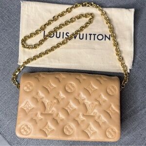 Louis Vuitton Coussin Pochette Camel Leather Bag Chain
